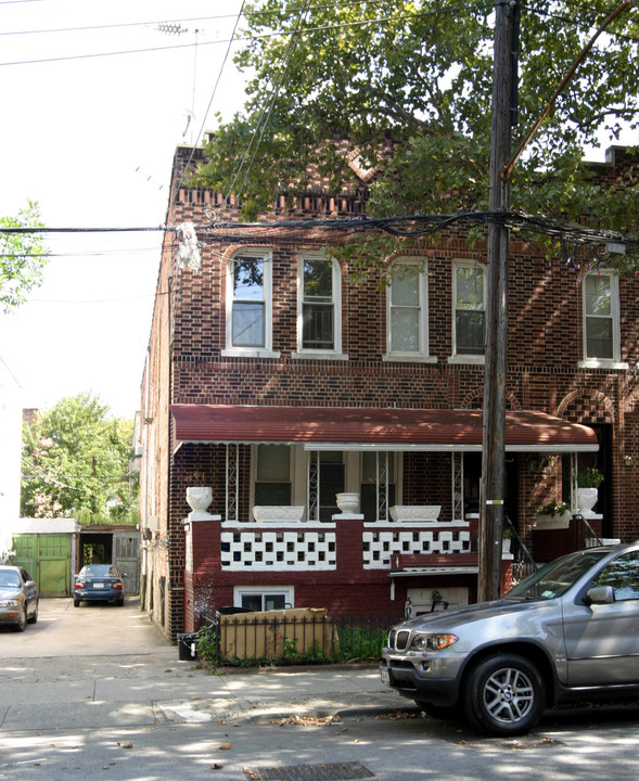 309 E 91st St in Brooklyn, NY - Foto de edificio