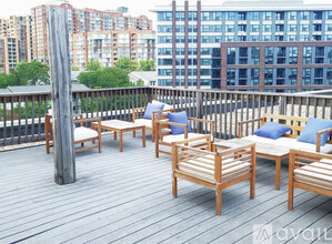 1730 Arlington Blvd, Unit 507 in Arlington, VA - Building Photo - Building Photo