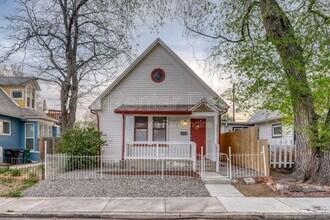 654 Meade St in Denver, CO - Building Photo - Building Photo