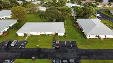 312 Colony Ln in Fort Pierce, FL - Building Photo - Building Photo