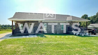 1411 Magnolia Dr in Birmingham, AL - Building Photo