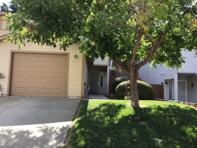 property at 4006 Wimbledon Dr