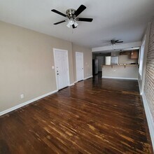 3847 Russell Blvd in St. Louis, MO - Building Photo - Building Photo