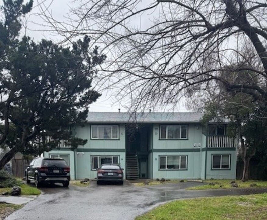 85 Mina Ave in Red Bluff, CA - Building Photo