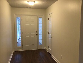 5410 Bridgegate Dr in Winston-Salem, NC - Building Photo - Building Photo