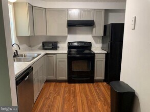 6602 Seat Pleasant Dr in Capitol Heights, MD - Building Photo - Building Photo