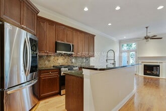 2675 Rivers Edge Dr NE in Atlanta, GA - Building Photo - Building Photo