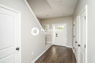 2089 Paddle Wheel Ct in Jeffersonville, IN - Building Photo - Building Photo