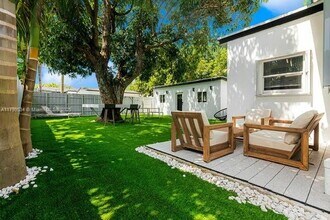 144 NW 41st St in Miami, FL - Building Photo - Building Photo