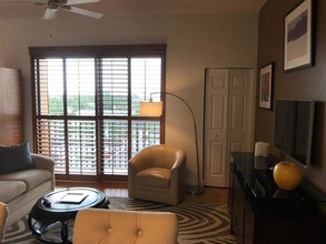 511 Lucerne Ave-Unit -518 in Lake Worth, FL - Building Photo - Building Photo