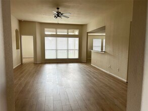 3207 Tall Sycamore Trail in Katy, TX - Building Photo - Building Photo