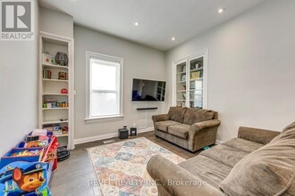 48 Young St in Acton, ON - Building Photo - Building Photo