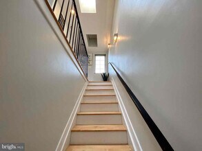 518 Hobart Pl NW in Washington, DC - Building Photo - Building Photo