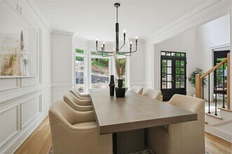 110 Valley Summit Ct in Roswell, GA - Building Photo - Building Photo