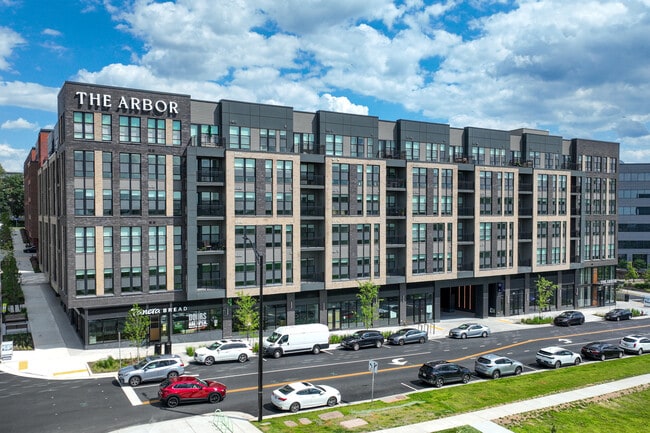 The Arbor at Halley Rise in Reston, VA - Foto de edificio - Building Photo