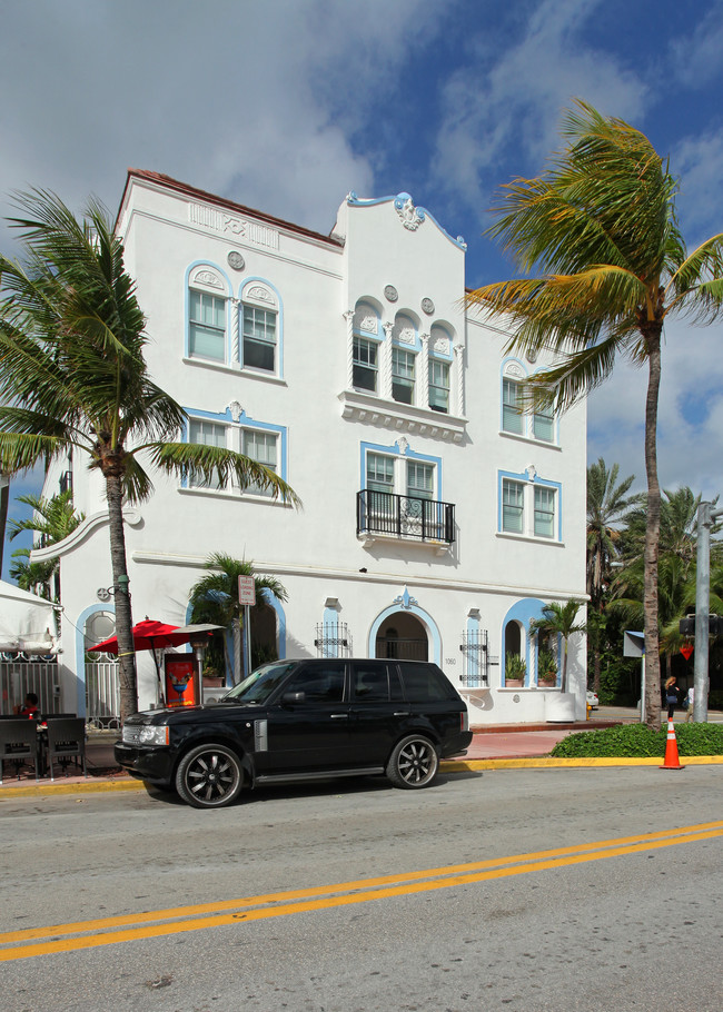 The Strand on Ocean Drive in Miami Beach, FL - Building Photo - Building Photo