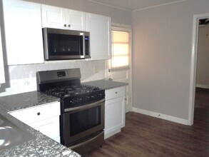 312 S Fillmore St in Edwardsville, IL - Building Photo - Building Photo