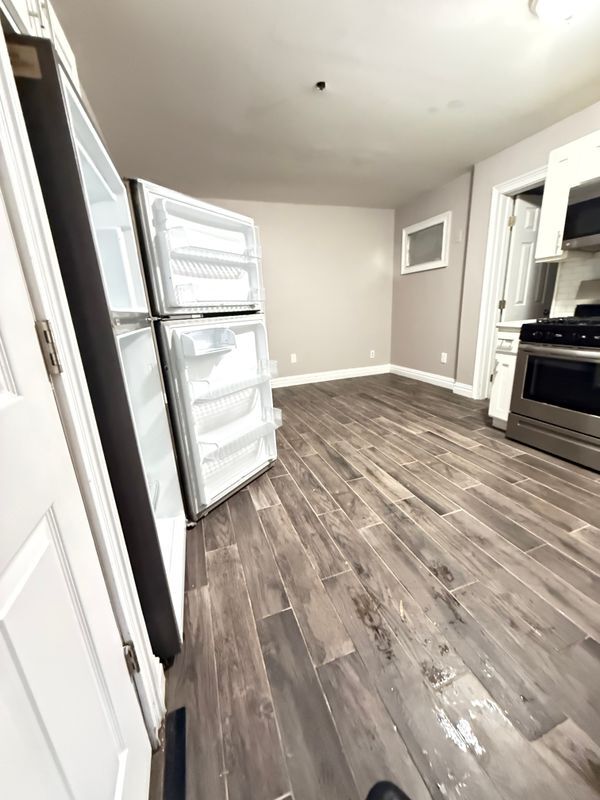 360 Netherland Ave in Staten Island, NY - Building Photo - Building Photo