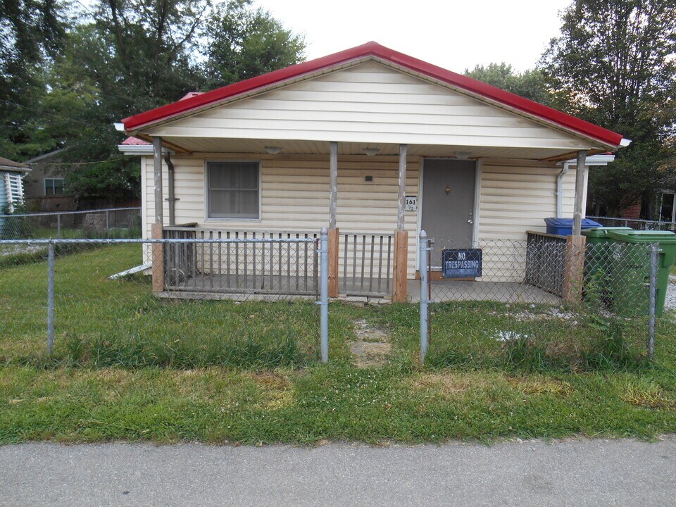 161-1 Columbus Ave in Delaware, OH - Foto de edificio