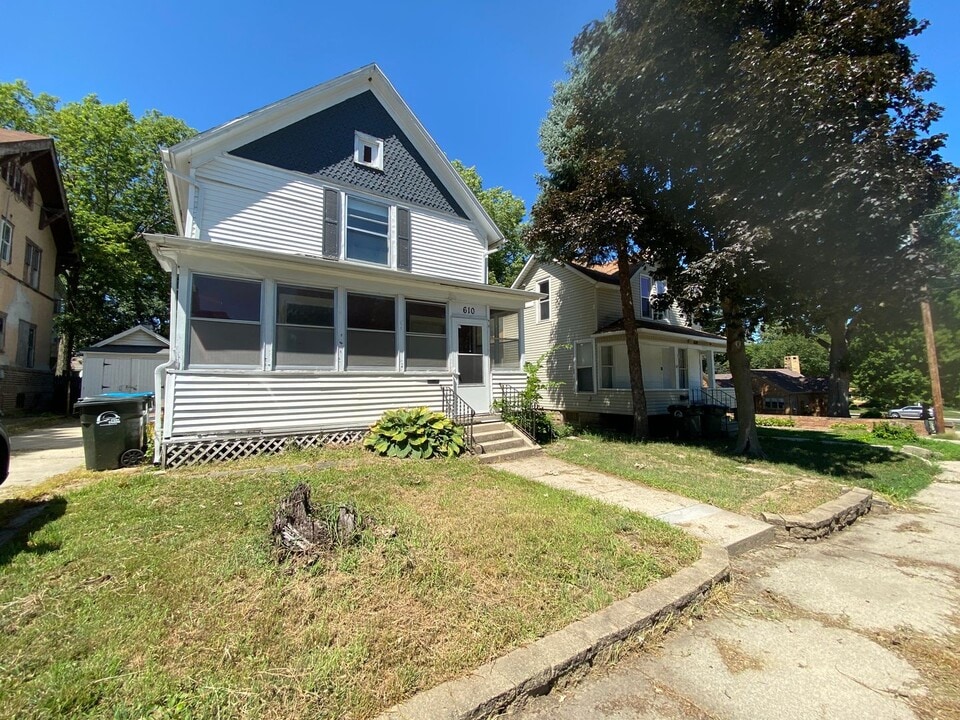 610 N 12th St in Fort Dodge, IA - Building Photo