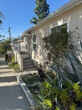 10530 Hillhaven Ave, Unit 1 in Los Angeles, CA - Building Photo - Building Photo