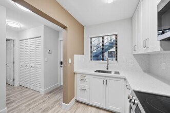 2514 Taylor St in Hollywood, FL - Building Photo - Building Photo