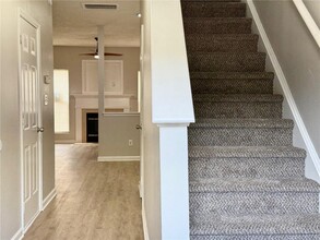 5481 Sierra Tr in College Park, GA - Building Photo - Building Photo