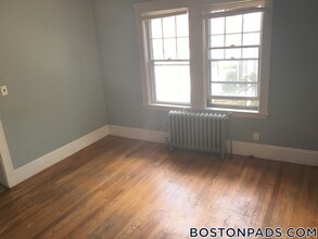 64 Greycliff Rd in Boston, MA - Building Photo - Building Photo