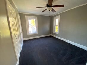 171 N Main St, Unit 2 fl in Northampton, MA - Building Photo - Building Photo