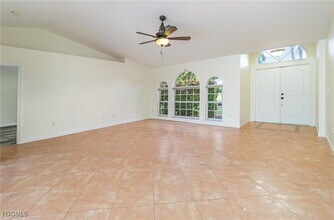 1933 SW 38th St in Cape Coral, FL - Building Photo - Building Photo