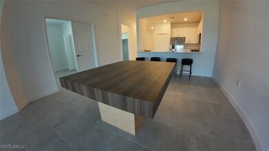 19552 Hinkley Dr in Estero, FL - Building Photo - Building Photo