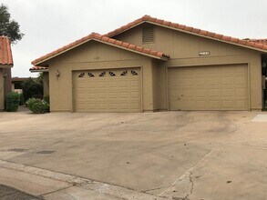 689 Leisure World in Mesa, AZ - Foto de edificio - Building Photo