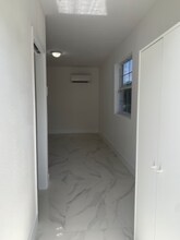 9798 SW 158th St, Unit Unit A in Miami, FL - Building Photo - Building Photo