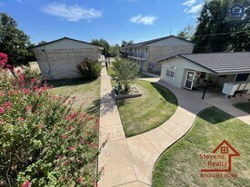 1502 NW Kingsbury Ave in Lawton, OK - Building Photo