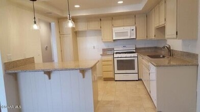 1917 Galway Ln in Thousand Oaks, CA - Building Photo - Building Photo