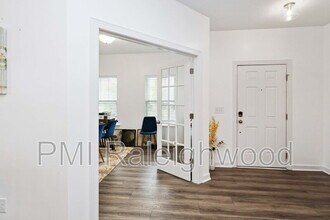 396 Bent Willow Dr in Clayton, NC - Building Photo - Building Photo