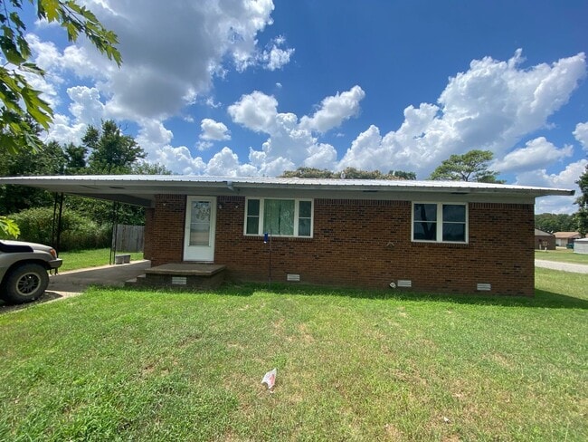 property at 300 S Crossroads