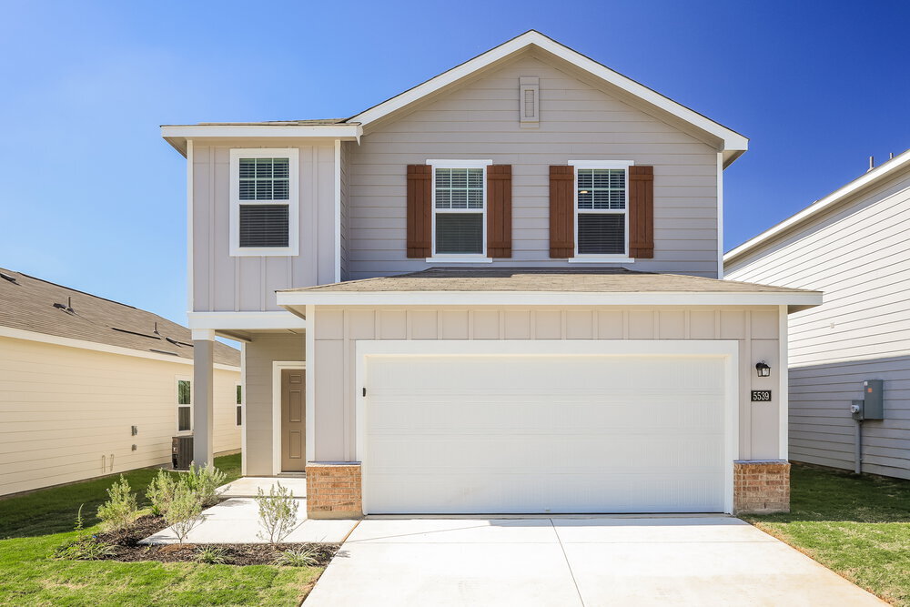 5539 Bluebell Mdw in Converse, TX - Building Photo