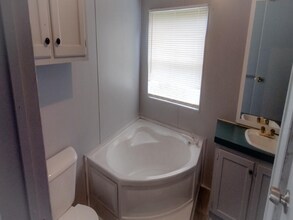 567 County Rd 3376 in Kempner, TX - Building Photo - Building Photo