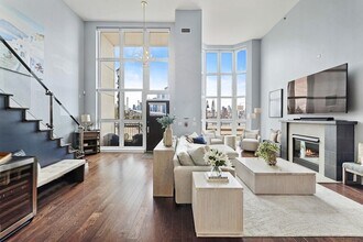 1125 Maxwell Ln in Hoboken, NJ - Building Photo - Building Photo