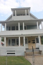 79 2nd St, Unit 2nd in Fairfield, CT - Foto de edificio - Building Photo