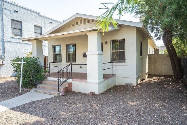 property at 436 N Euclid Ave