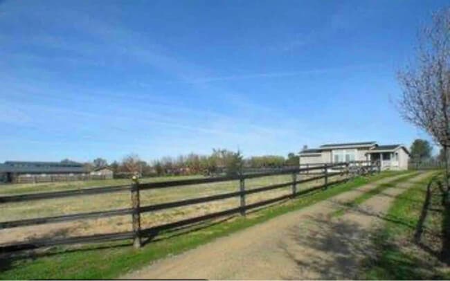 31 Crosby Herold Rd