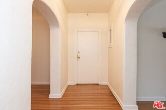 181 S Sycamore Ave in Los Angeles, CA - Building Photo - Building Photo
