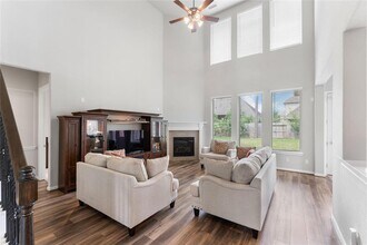 32052 Autumn Orchard Ln in Shenandoah, TX - Building Photo - Building Photo