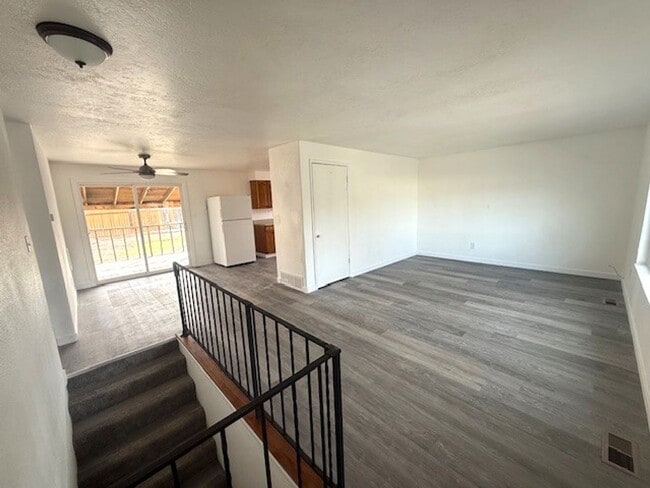 978 Southside Dr in Elko, NV - Building Photo - Building Photo