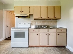 2017 E 24th St in Muncie, IN - Building Photo - Building Photo