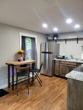 547 Eight Rod Rd in Augusta, ME - Building Photo - Building Photo
