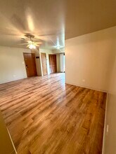 465-479 N School St in Diamond, IL - Building Photo - Building Photo