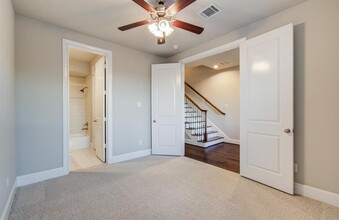 610 Delano St in Houston, TX - Building Photo - Building Photo